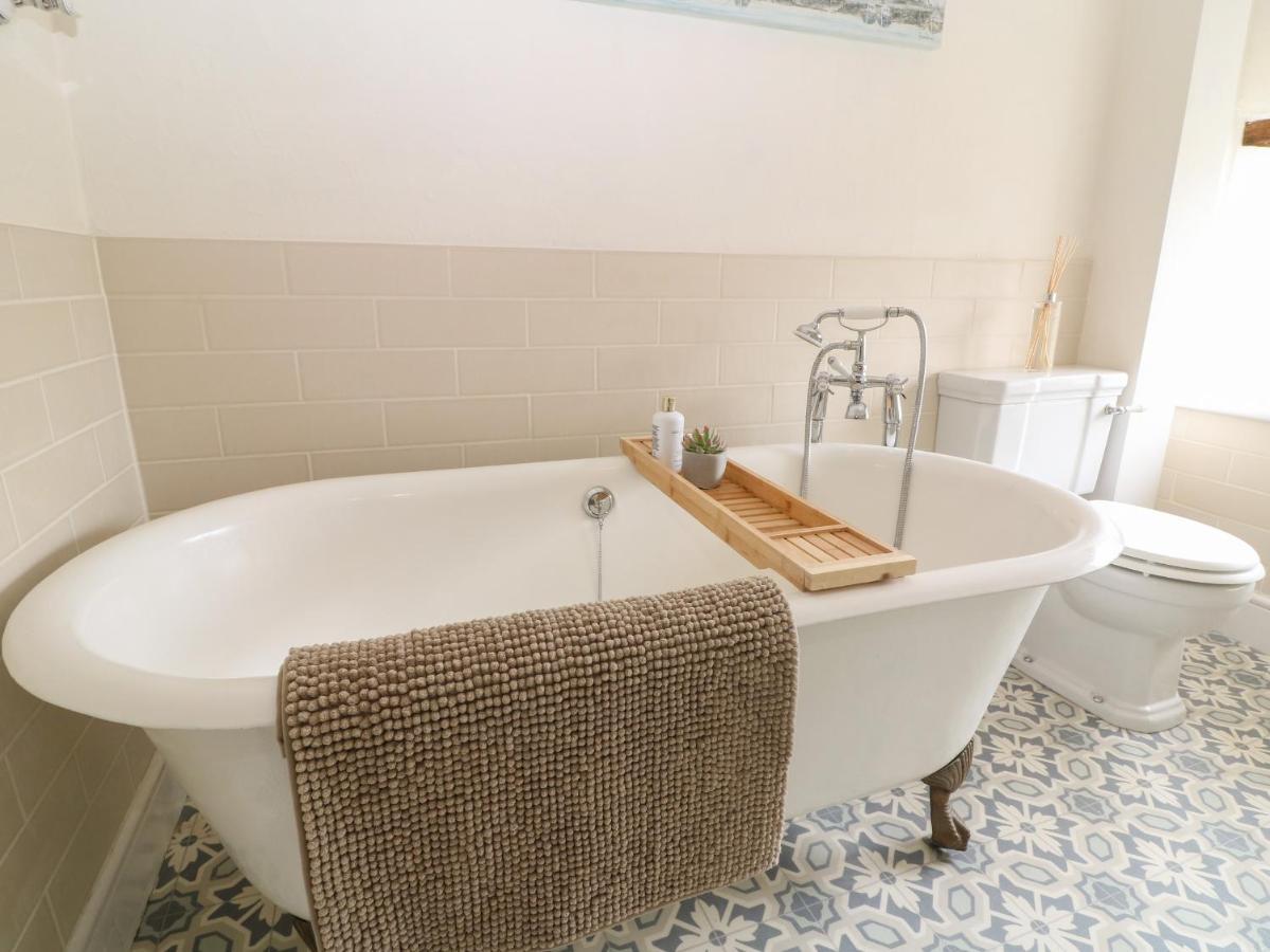 Tuesday Cottage Bourton-on-the-Water Екстериор снимка